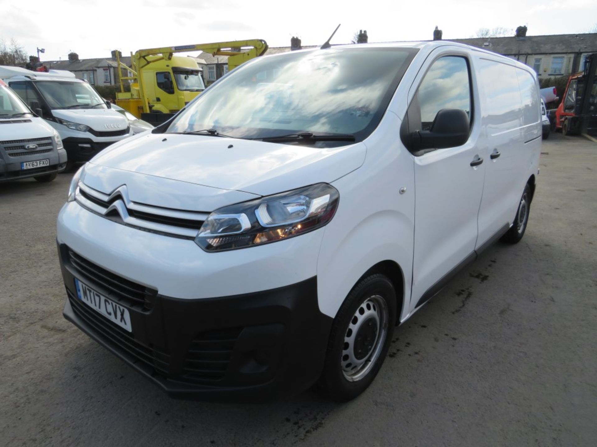 17 reg CITROEN DISPATCH 1000 ENTERPRISE, 1ST REG 05/17, TEST 08/21, 153051M, V5 MAY FOLLOW [+ VAT] - Image 2 of 7