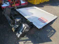 MBB TAIL LIFT (DIRECT GTR M/C FIRE) [+ VAT]