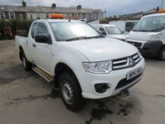 14 reg MITSUBISHI L200 4LIFE CLUB CAB DI-D 4 X 4 PICKUP (DIRECT COUNCIL) 1ST REG 06/14, TEST 06/