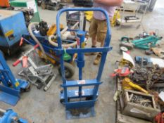 HYDRAULIC SACK TRUCK (DIRECT GAP) [+ VAT]