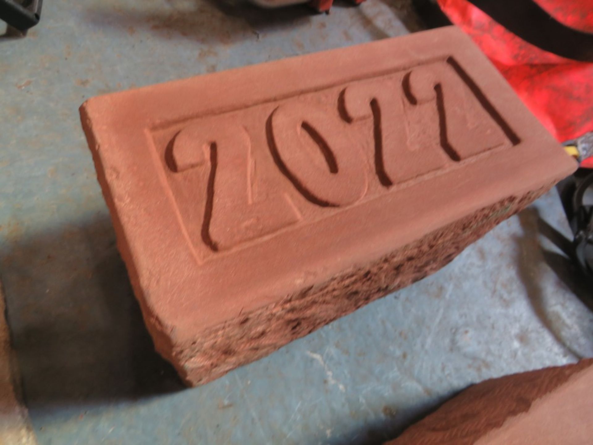 2022 DATE STONE HAND CARVED IN NATURAL SCOTTISH STONE [NO VAT]