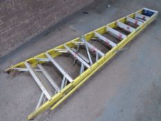 10 TREAD GLASS FIBRE STEP LADDER (DIRECT GAP) [+ VAT]