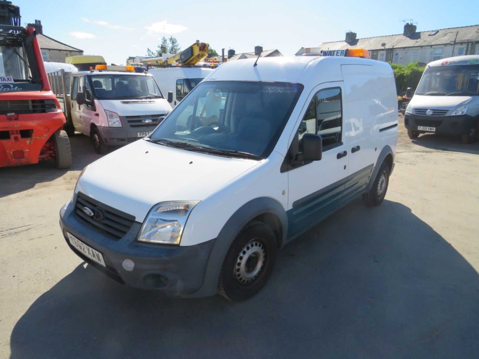 62 reg FORD TRANSIT CONNECT 90 T230 (NON RUNNER) (DIRECT UNITED UTILITIES WATER) 1ST REG 09/12, - Image 2 of 7