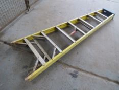 8 TREAD GLASS FIBRE STEP LADDER (DIRECT GAP) [+ VAT]