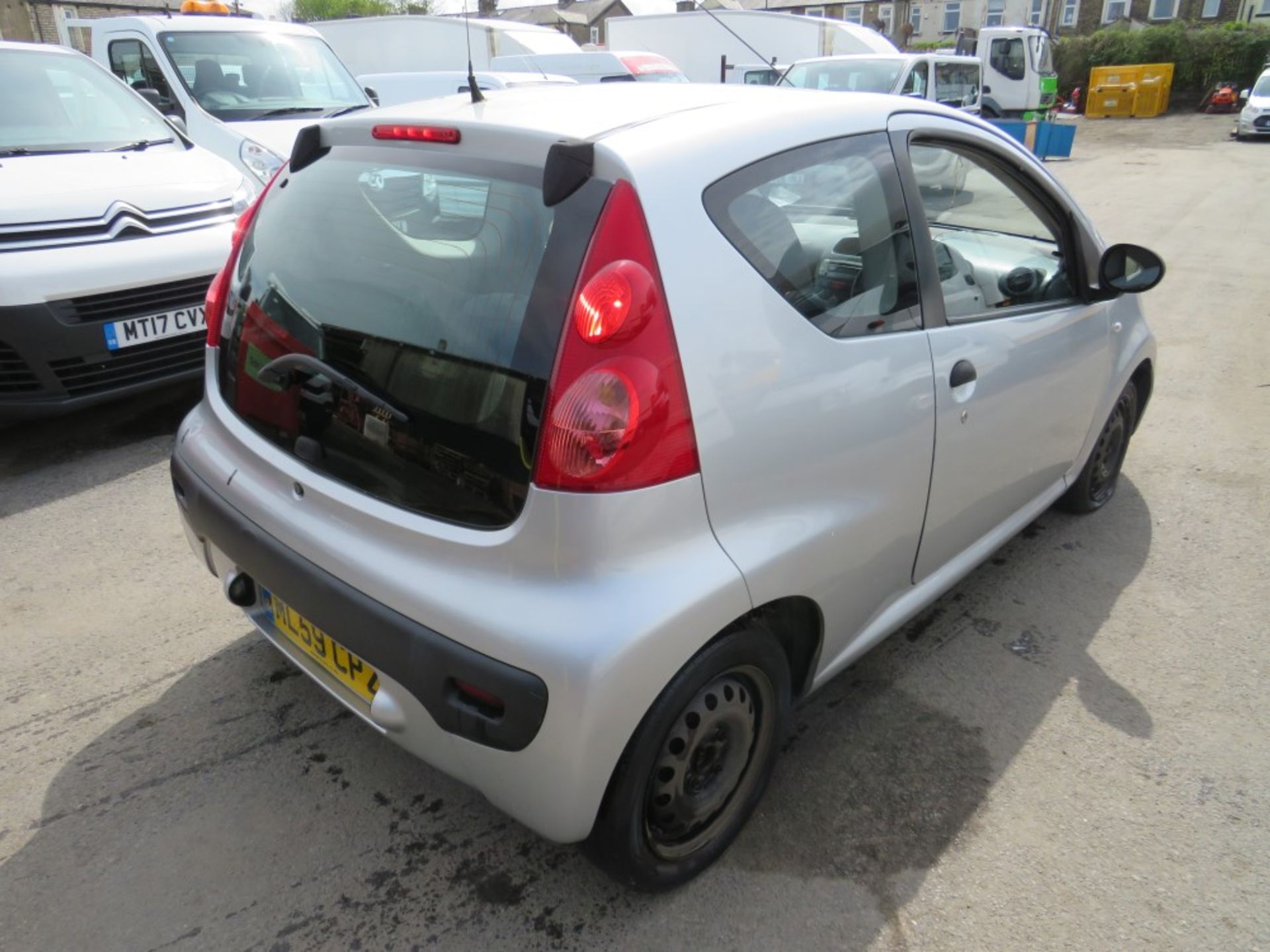 59 reg PEUGEOT 107 XE HATCHBACK (DIRECT COUNCIL) 1ST REG 09/09, 192200M, V5 HERE, 2 FORMER - Image 4 of 6