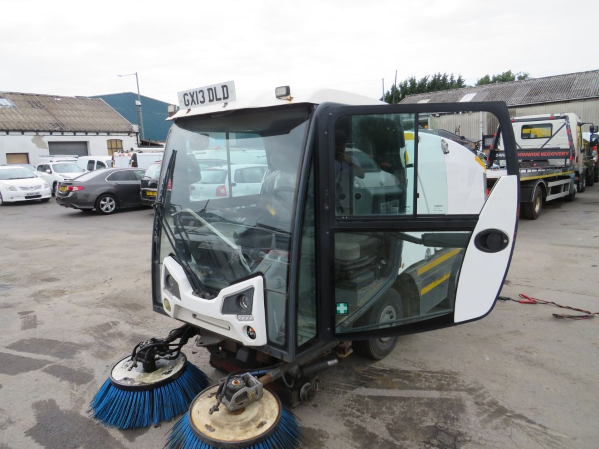 13 reg JOHNSTON SWEEPER (DIRECT COUNCIL) 1ST REG 08/13, V5 HERE, 1 OWNER FROM NEW [+ VAT]