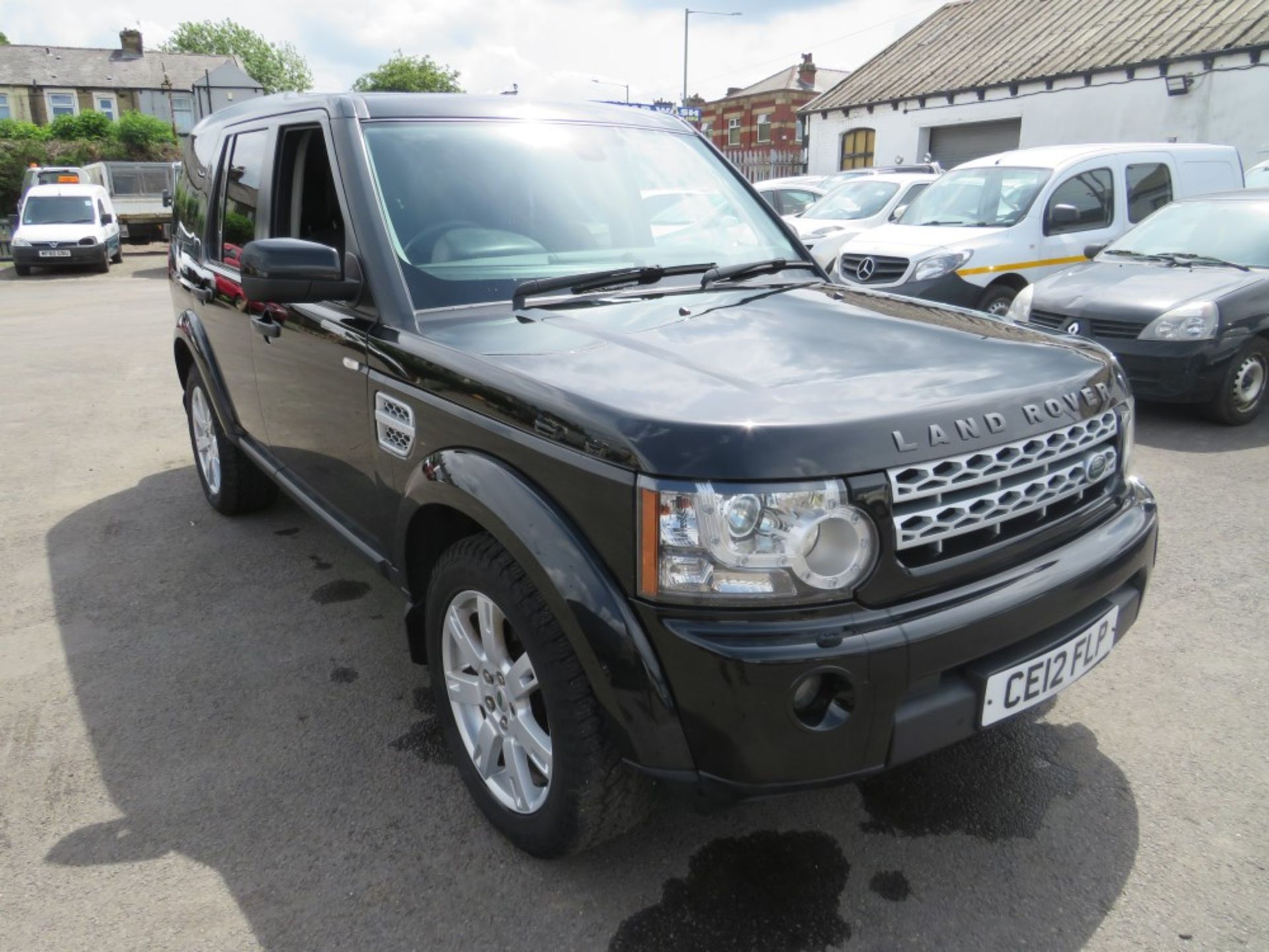 12 reg LAND ROVER DISCOVERY SDV6 AUTO 255 - Â£4000 SEAT CONVERSION IN BACK, 1ST REG 03/12, TEST 01/