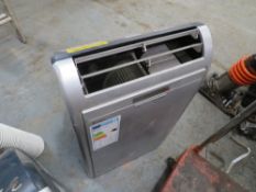 GREE AIR CONDITIONING UNIT WITH REMOTE [NO VAT]