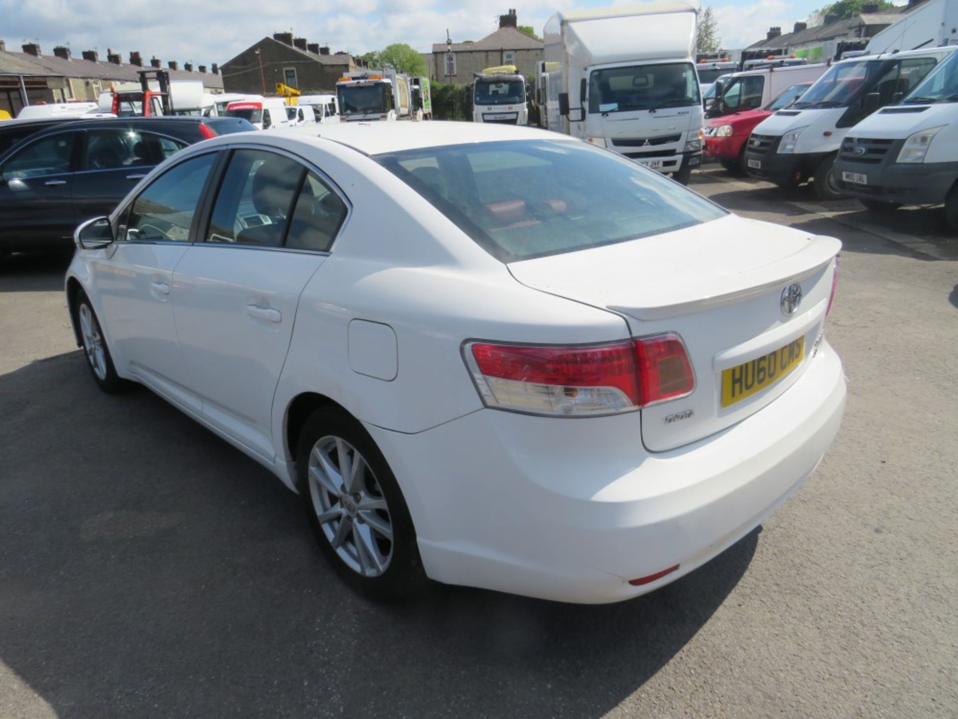 60 reg TOYOTA AVENSIS TR D-4D, 1ST REG 09/10, TEST 10/21, 292794M NOT WARRANTED, V5 HERE, 3 FORMER - Image 3 of 6