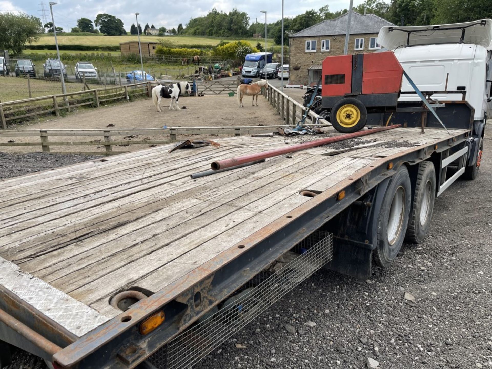 57 reg SCANIA BEAVER TAIL PLANT WAGON (LOCATION BLACKBURN) 1ST REG 11/07, 907630KM, V5 HERE (RING - Image 3 of 5