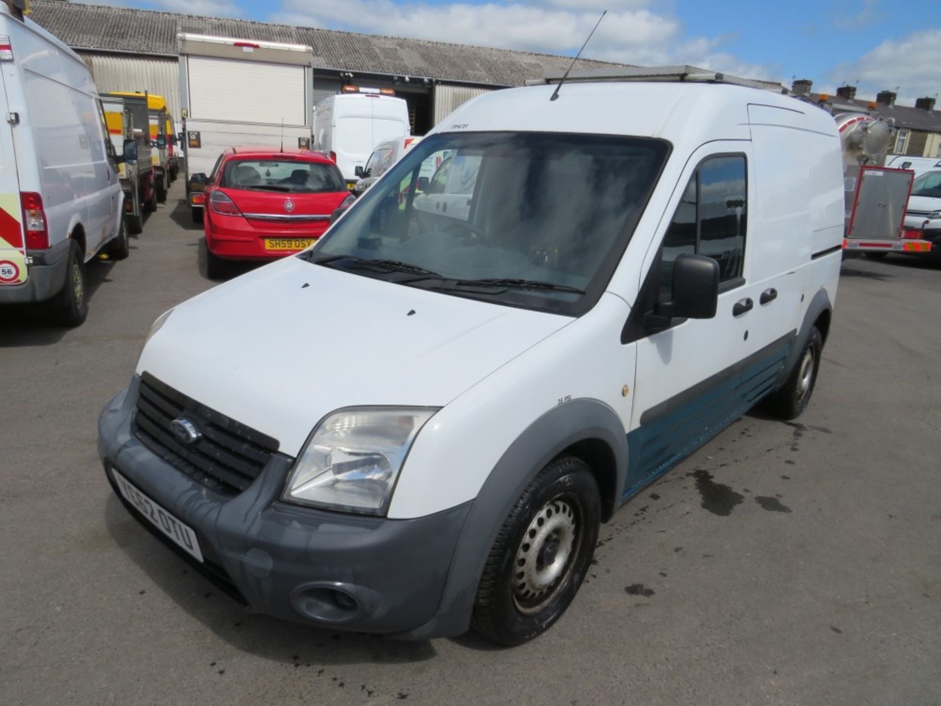 62 reg FORD TRANSIT CONNECT (DIRECT UNITED UTILITIES WATER) 1ST REG 10/12, TEST 08/21, [+ VAT] - Image 2 of 7