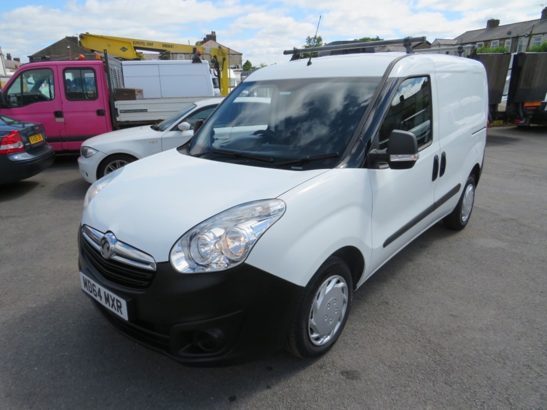 64 reg VAUXHALL COMBO 2000 L1H1 CDTI SS E-FLEX, 1ST REG 02/15, TEST 02/22, 122456M WARRANTED [+ VAT] - Image 2 of 7