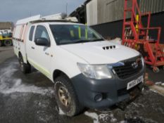 61 reg TOYOTA HILUX HL2 D-4D 4 X 4 ECB (NON RUNNER) (DIRECT ELECTRICITY NW) 1ST REG 12/11,