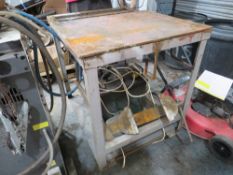 MOBILE WORK BENCH OXFORD WELDER & VICE [NO VAT]