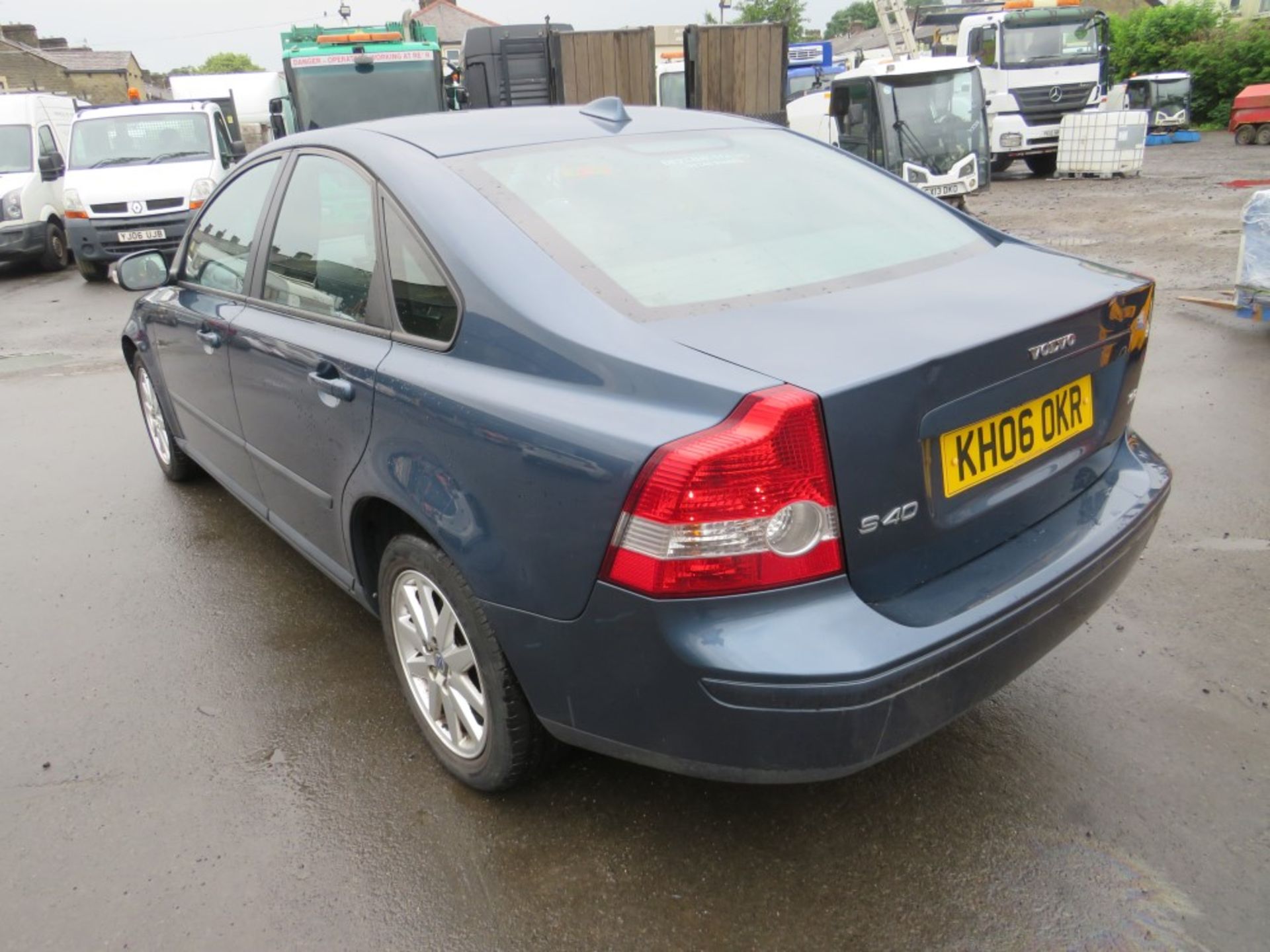 06 reg VOLVO S40 D E4, 1ST REG 06/06, TEST 04/22, 151805M, V5 HERE, 5 FORMER KEEPERS [NO VAT] - Image 3 of 6