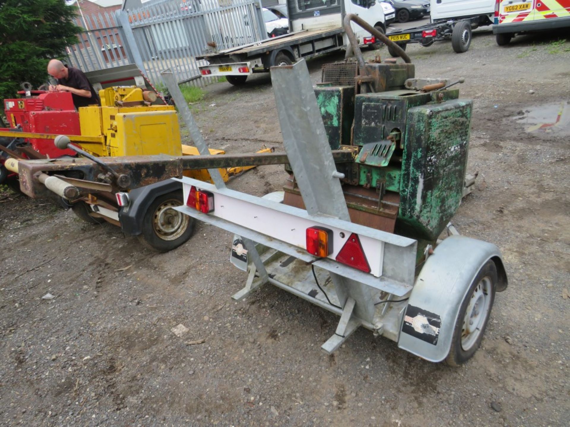 BENFORD VIBRATING PED ROLLER C/W MR MOBILE GALV TRAILER [NO VAT]