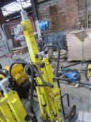 1.22M X 4.88M PANEL LIFTER (DIRECT HIRE CO) [+ VAT]