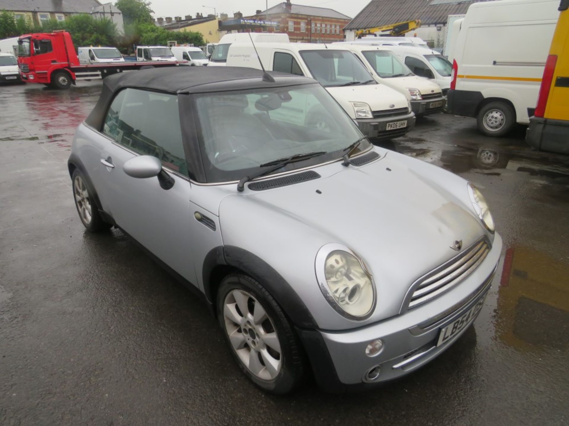 54 reg MINI COOPER AUTO CONVERTIBLE, 1ST REG 12/04, TEST 04/22, 120321M NOT WARRANTED, V5 HERE, 4