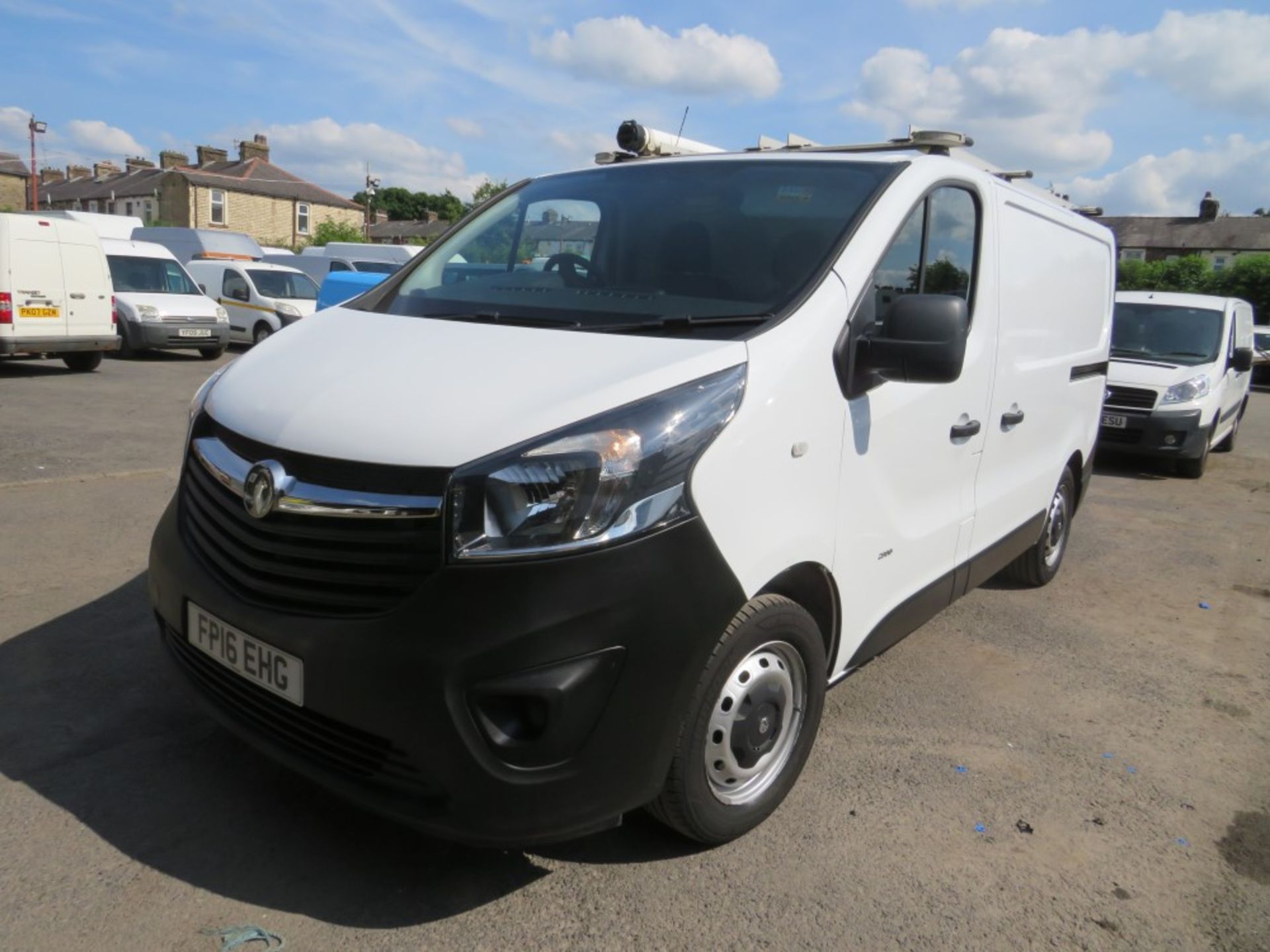 16 reg VAUXHALL VIVARO 2900 CDTI ECOFLEX SS TWIN DOORS, 1ST REG 05/16, TEST 04/22, 72883M, V5 - Bild 2 aus 7