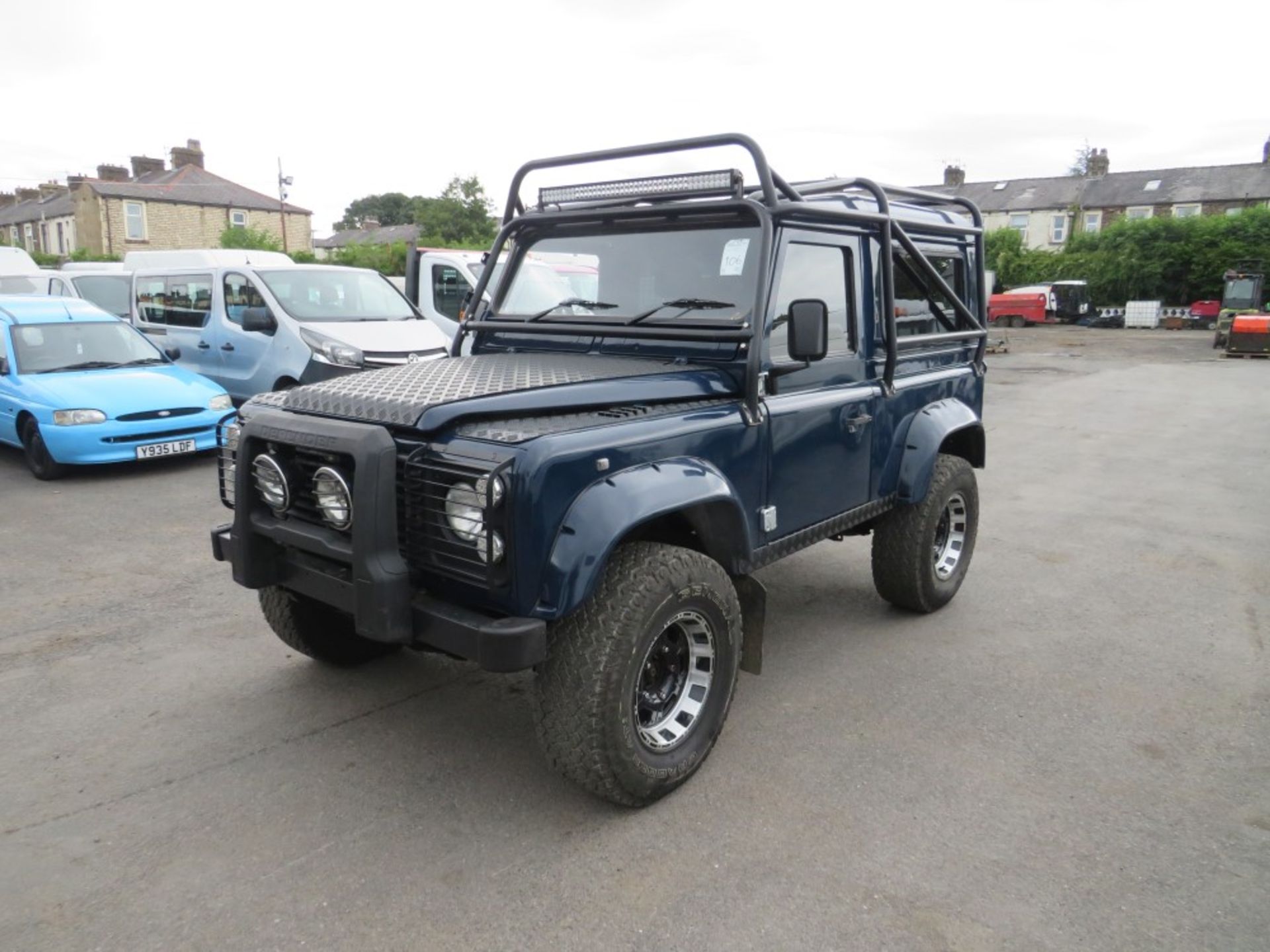 G reg LAND ROVER 90 4C SW DT DIESEL 4 X 4, NEW GLAV CHASSIS, 300 TDI ENGINE, 200 GEARBOX, NEW DOORS - Image 2 of 6