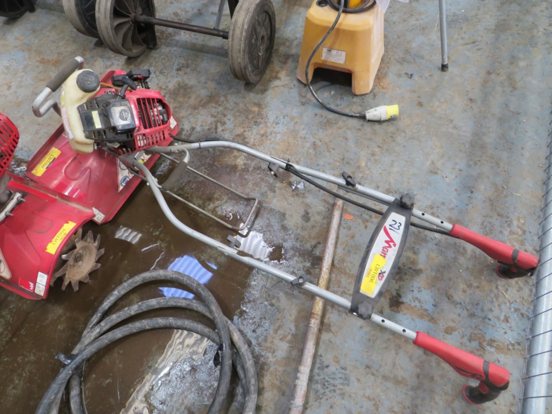 LIGHTWEIGHT PETROL TILLER (DIRECT HIRE CO) [+ VAT]