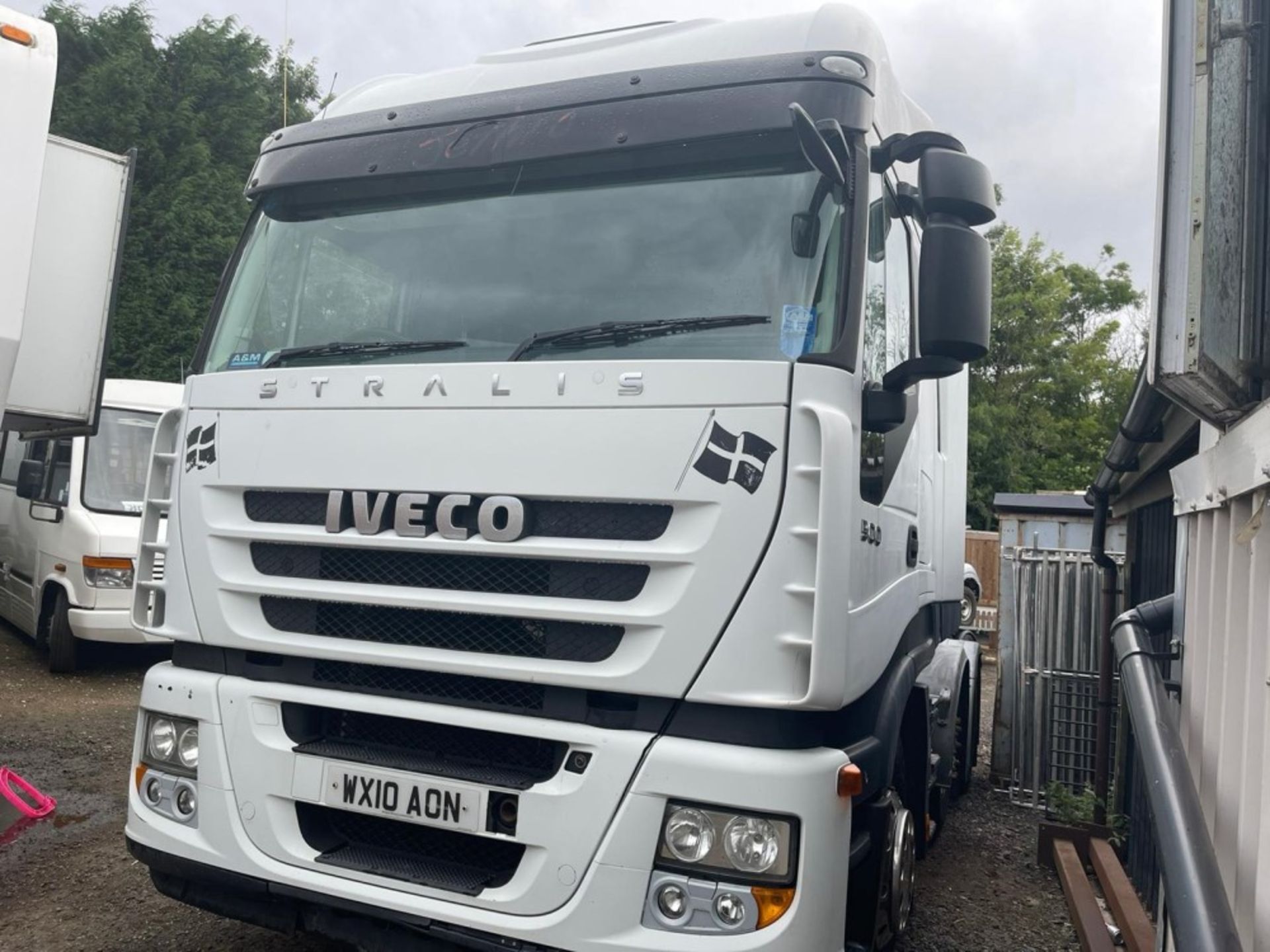 10 reg IVECO STRALIS (LOCATION BLACKBURN) START & DRIVES, NO V5 (RING FOR [+ VAT] - Image 2 of 4