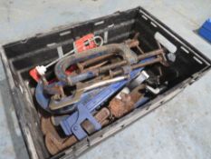 BOX OF ASSORTED G CLAMPS [+ VAT]