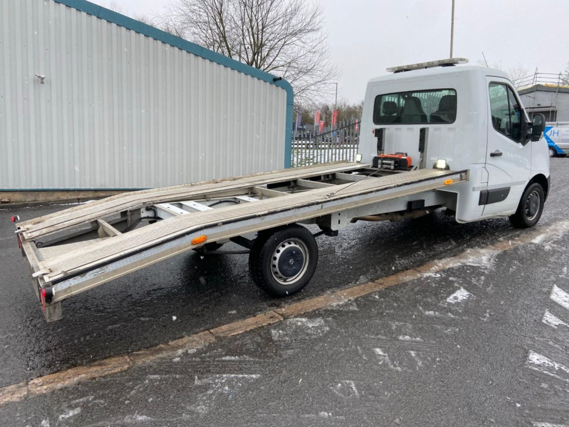 67 reg NISSAN NV400 RECOVERY TRUCK (LOCATION NELSON) 1ST REG 02/18, TEST 04/22, 84000M, V5 TO FOLLOW - Image 6 of 11