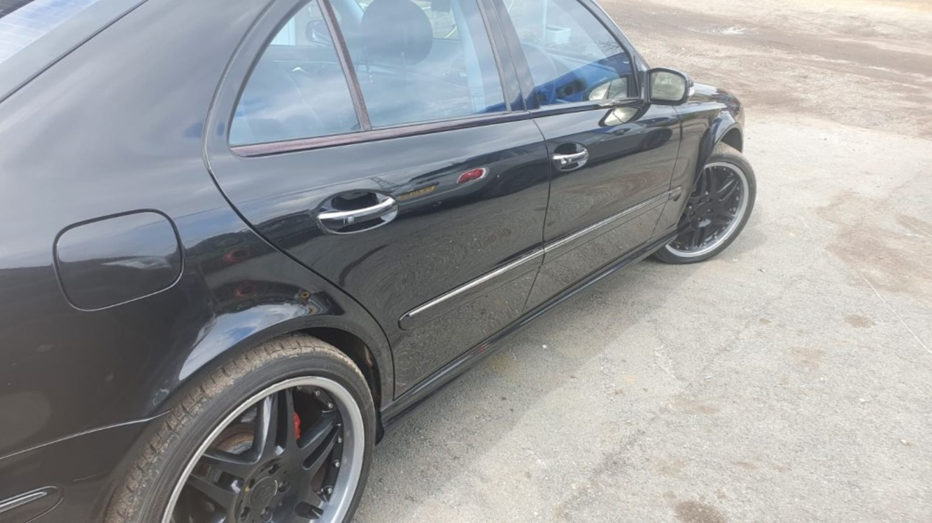 2003 MERCEDES E55 AMG AUTO V8 469 BHP KOMPRESSOR - PRIVATE REG NOT INCLUDED IN SALE (LOCATION - Image 8 of 11