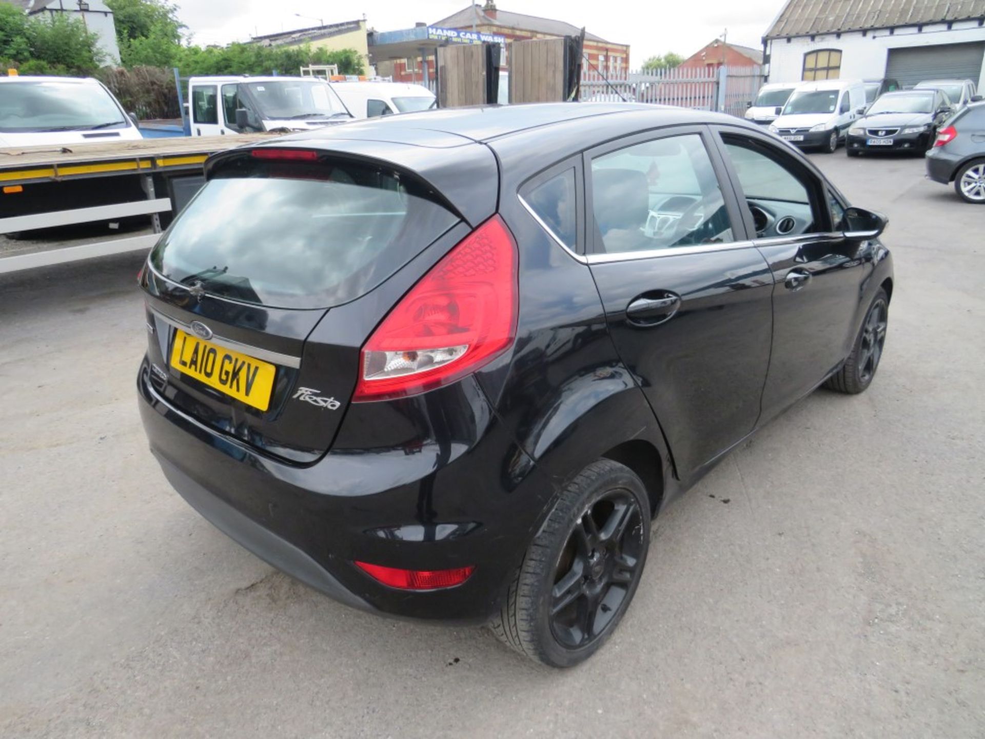 10 reg FORD FIESTA ZETEC 698 TDCI (ON VCAR) 1ST REG 08/10, TEST 08/21, 207227M, V5 HERE, 8 FORMER - Image 4 of 6