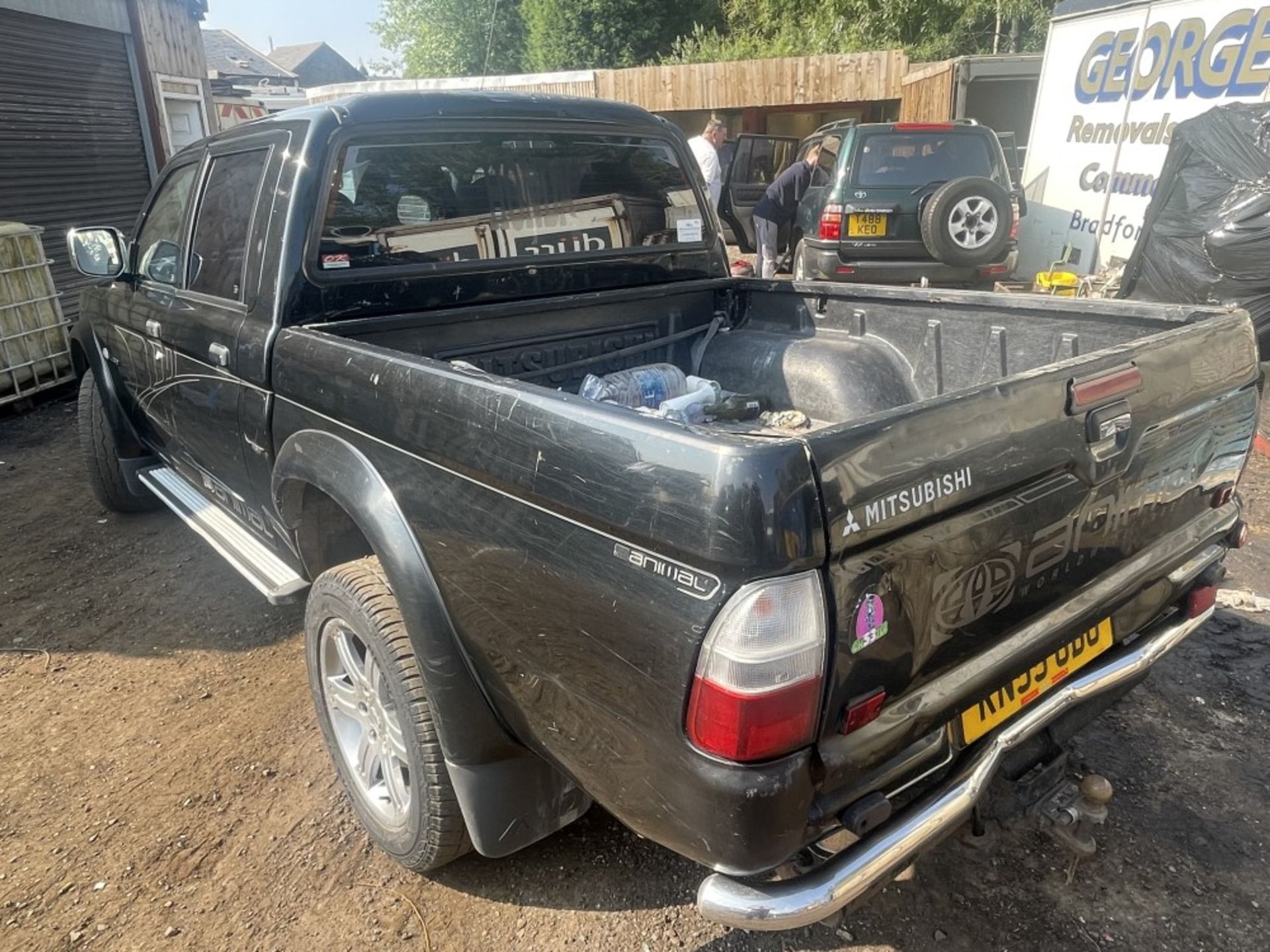 55 reg MITSUBISIH L200 ANIMAL 2.5 TD (LOCATION BLACKBURN) RUNS & DRIVES, FULL LEATHER, MANUAL - Image 4 of 6