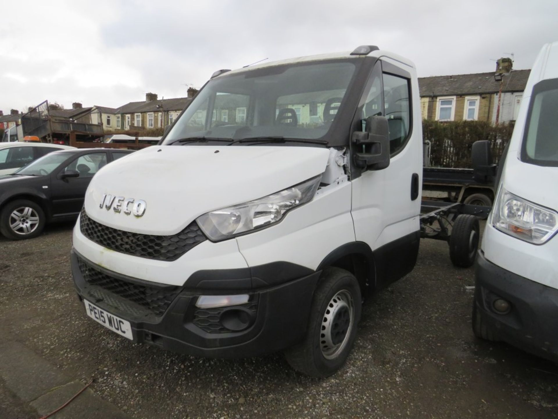 15 reg IVECO DAILY 35S13 CHASSIS CAB (NON RUNNER) 1ST REG 04/15, 5000M ONLY WARRANTED, V5 HERE, 1 - Image 2 of 6