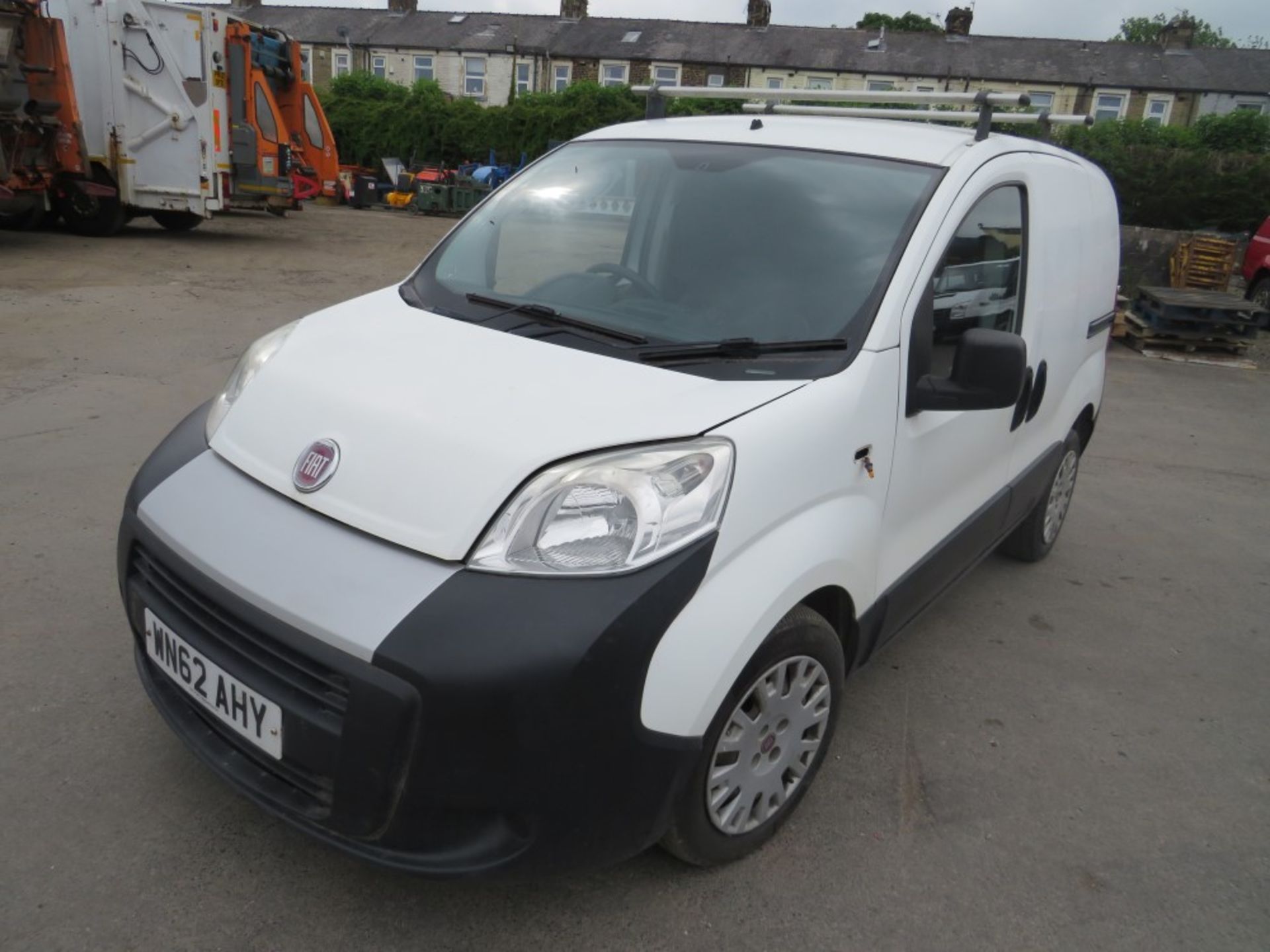 62 reg FIAT FIORINO COMBI 16V MULTIJET COMBI VAN (RUNS BUT STRUGGLES GOING INTO GEAR) 1ST REG 11/12, - Image 2 of 7