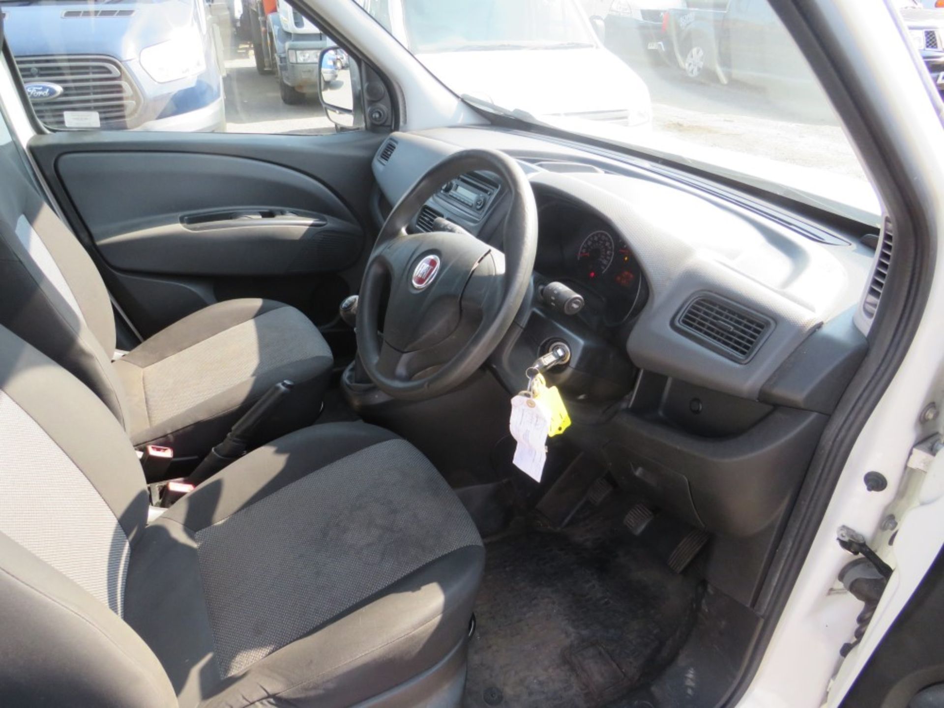 63 reg FIAT DOBLO MAXI LWB TWIN SIDE DOORS (RUNS & DRIVES BUT HAS GEARBOX ISSUES) 1ST REG 10/13, - Image 7 of 8