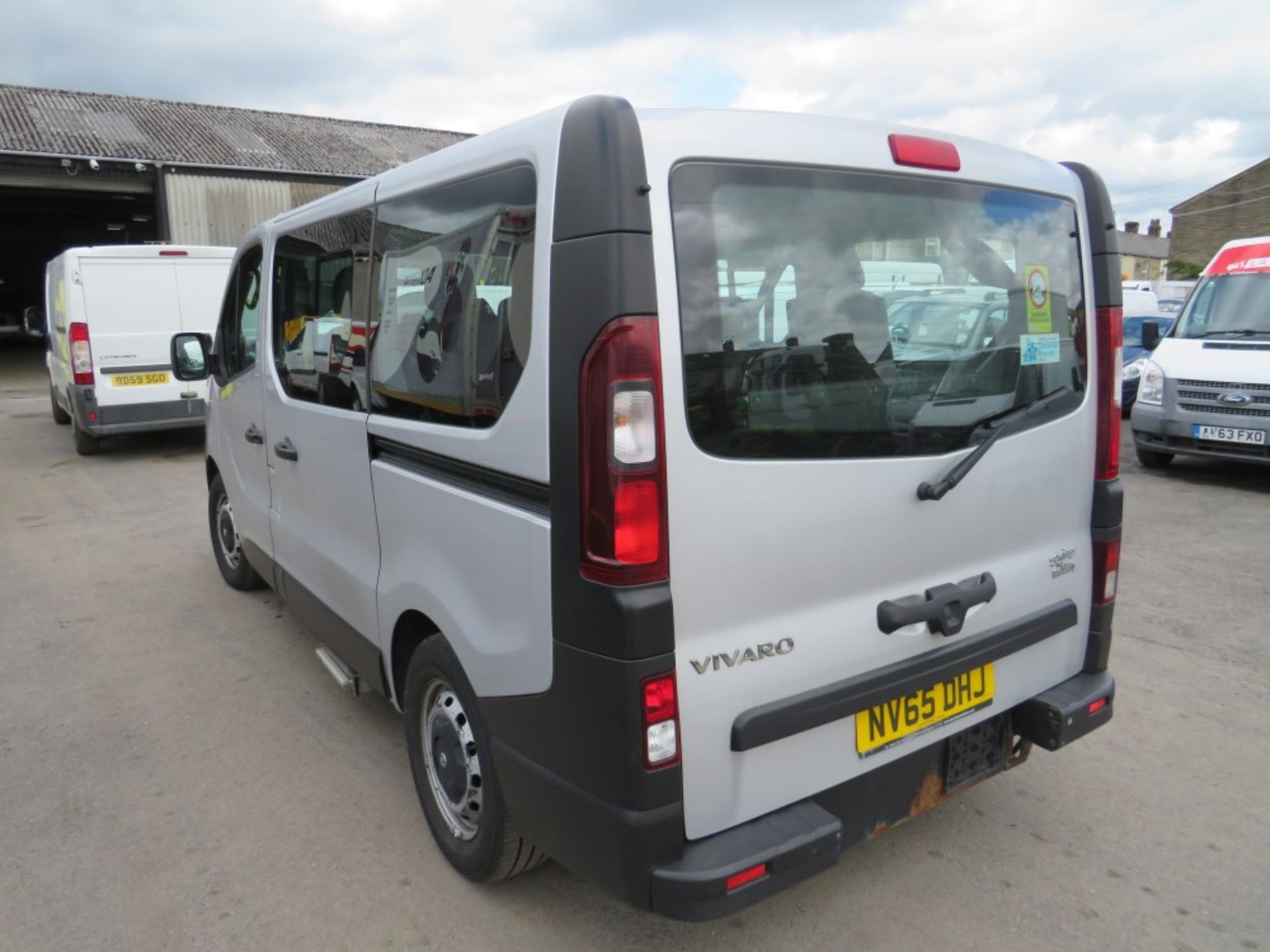 65 reg VAUXHALL VIVARO CDTI, 1ST REG 11/15, TEST 11/21, 109996M WARRANTED, V5 HERE, 2 FORMER KEEPERS - Image 3 of 7