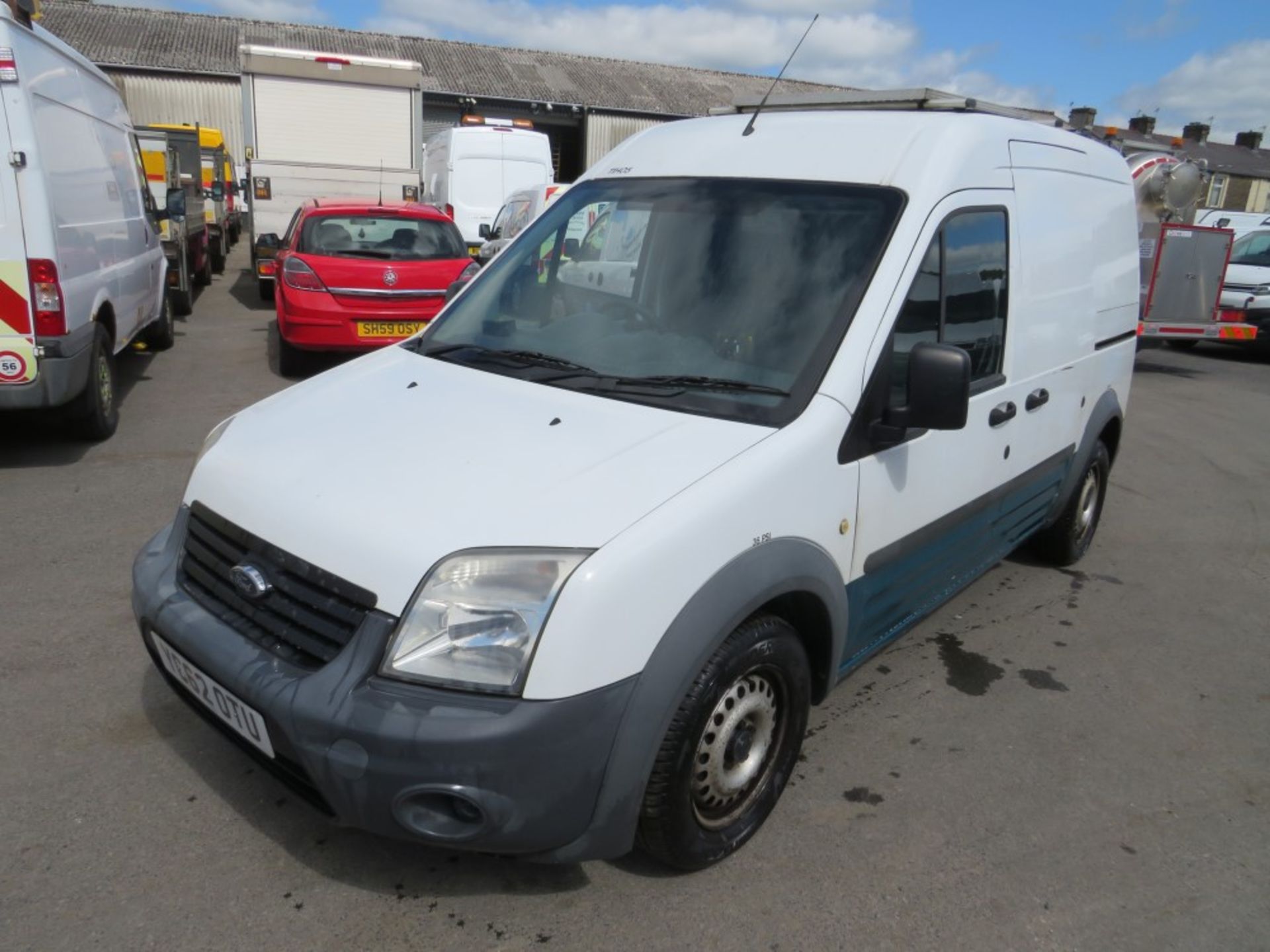 62 reg FORD TRANSIT CONNECT (DIRECT UNITED UTILITIES WATER) 1ST REG 10/12, 141867M, V5 HERE [+ - Image 2 of 7