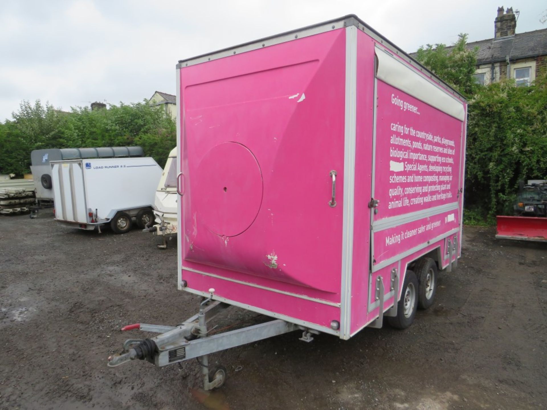 TWIN AXLE DISPLAY TRAILER (DIRECT COUNCIL) NO KEYS [+ VAT]