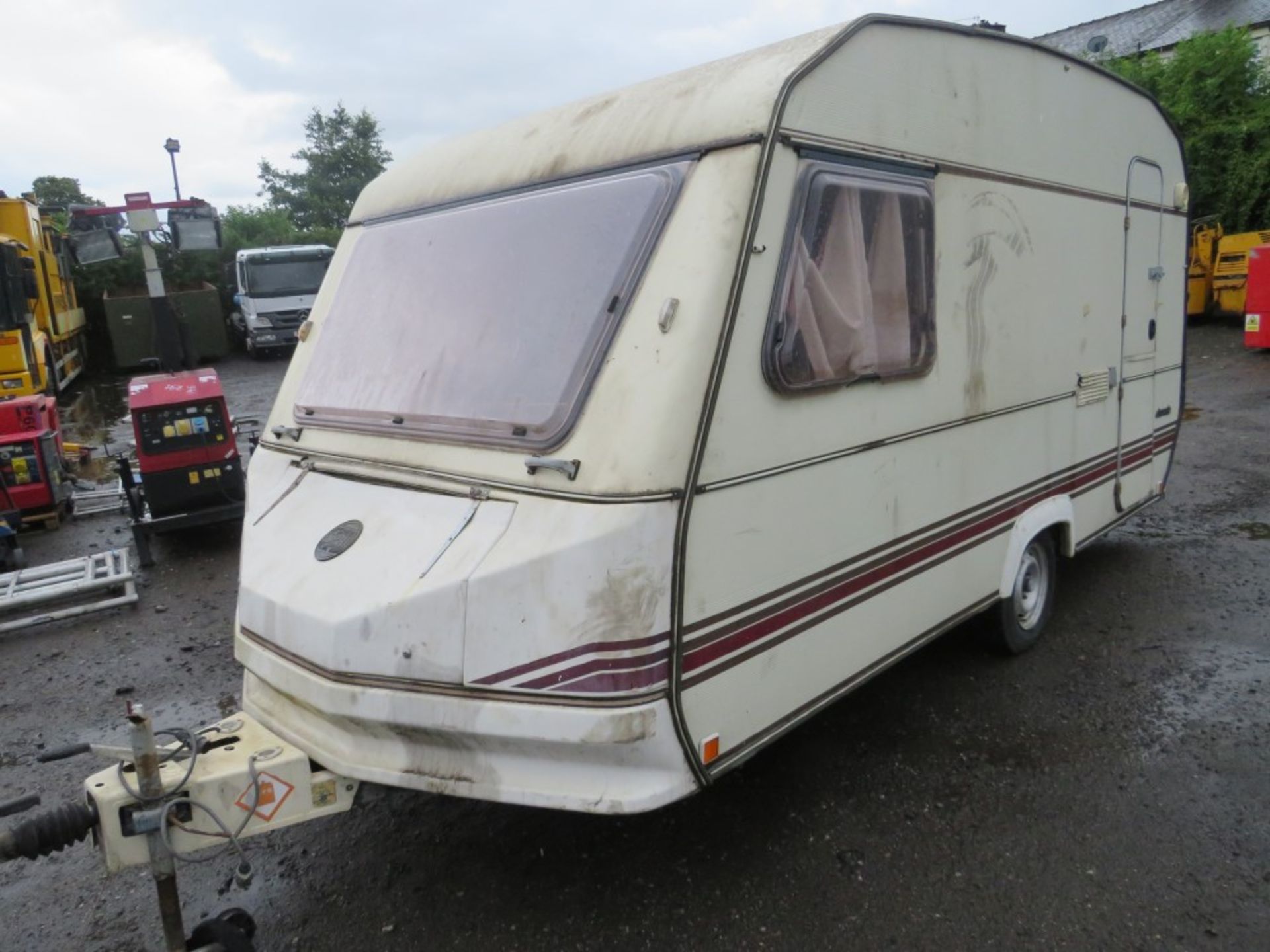 ESPIRIT CHARAGE CARAVAN, NO KEYS [NO VAT] - Image 2 of 6