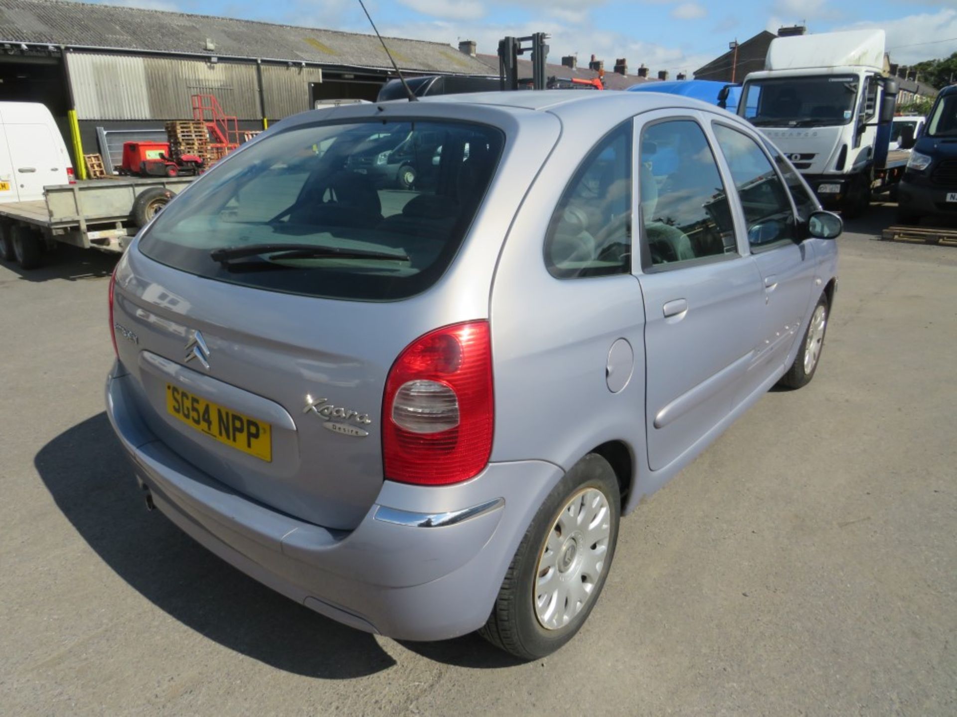 54 reg CITROEN XSARA PICASSO, 1ST REG 09/04, TEST 03/22, 86740M, V5 HERE, 4 FORMER KEEPERS [NO VAT] - Image 4 of 6