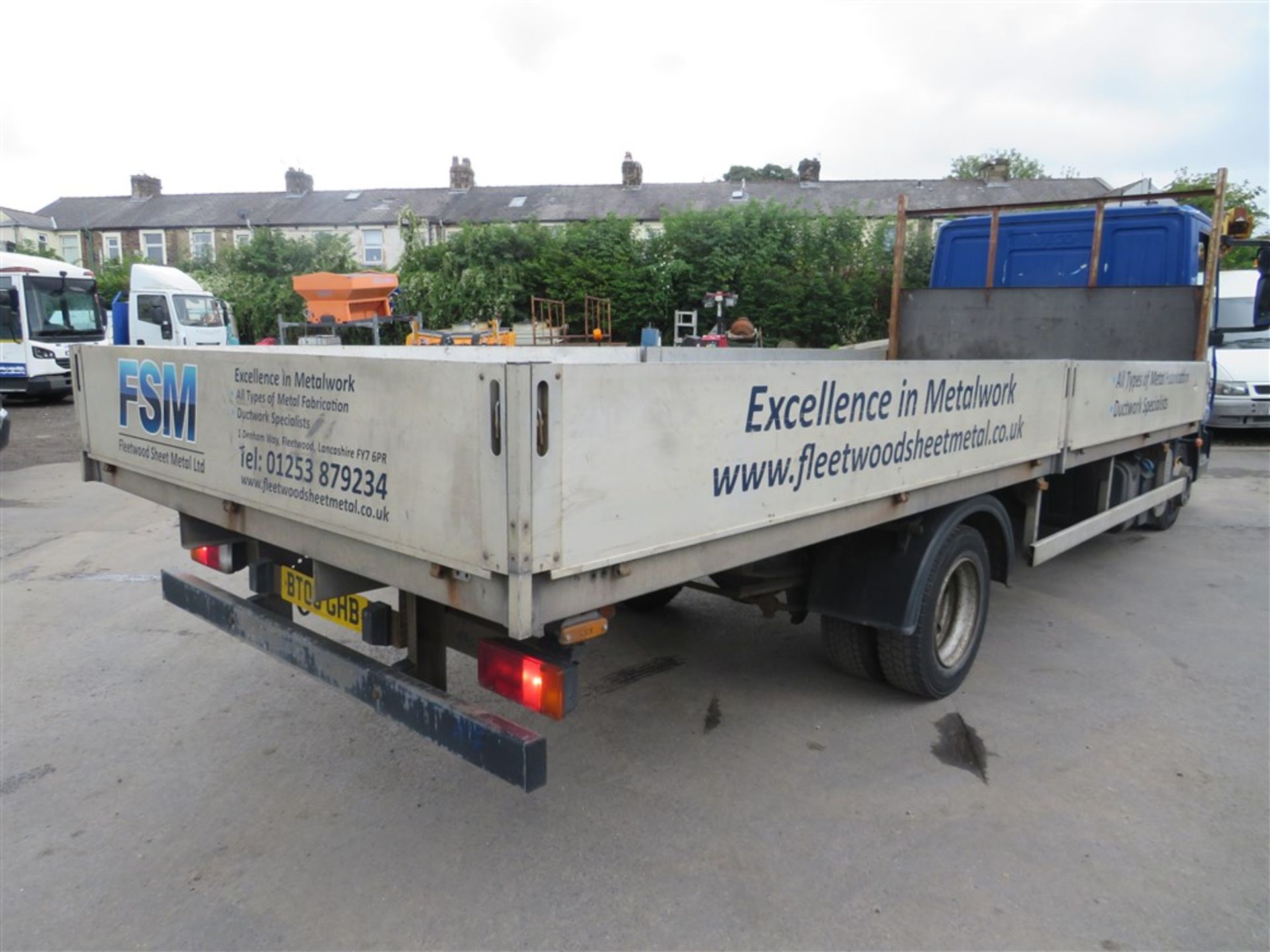 09 reg IVECO 75E16 EURO CARGO 21FT DROPSIDE, 1ST REG 09/09, TEST 01/22, 602580KM WARRANTED, COPY V5 - Image 4 of 6