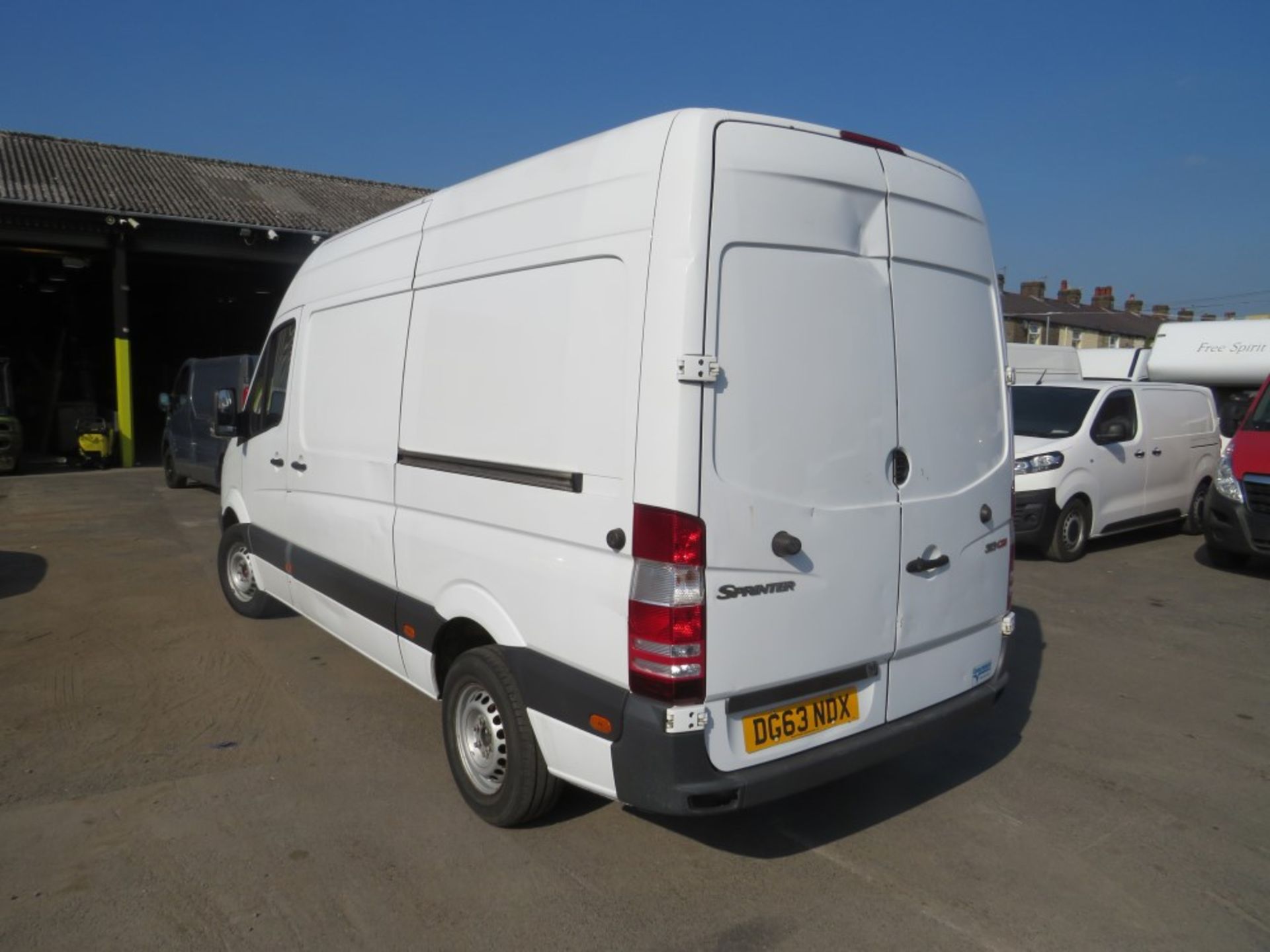 63 reg MERCEDES SPRINTER 313 CDI MWB CHILLER VAN, 1ST REG 01/14, 143851M NOT WARRANTED, NO V5 [+ - Image 3 of 6