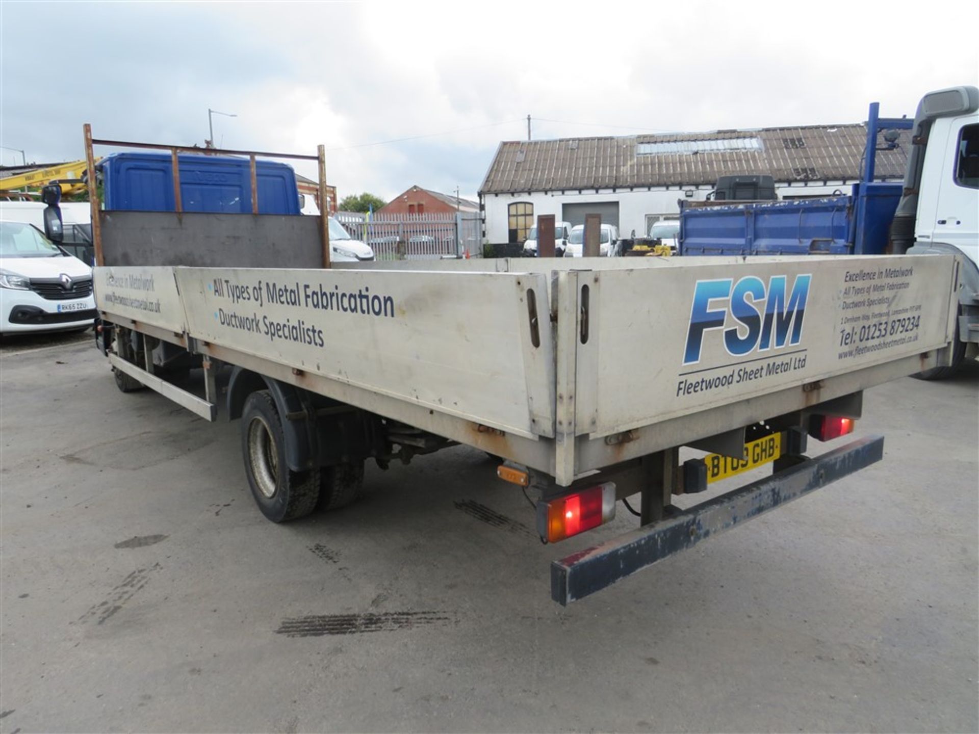 09 reg IVECO 75E16 EURO CARGO 21FT DROPSIDE, 1ST REG 09/09, TEST 01/22, 602580KM WARRANTED, COPY V5 - Image 3 of 6