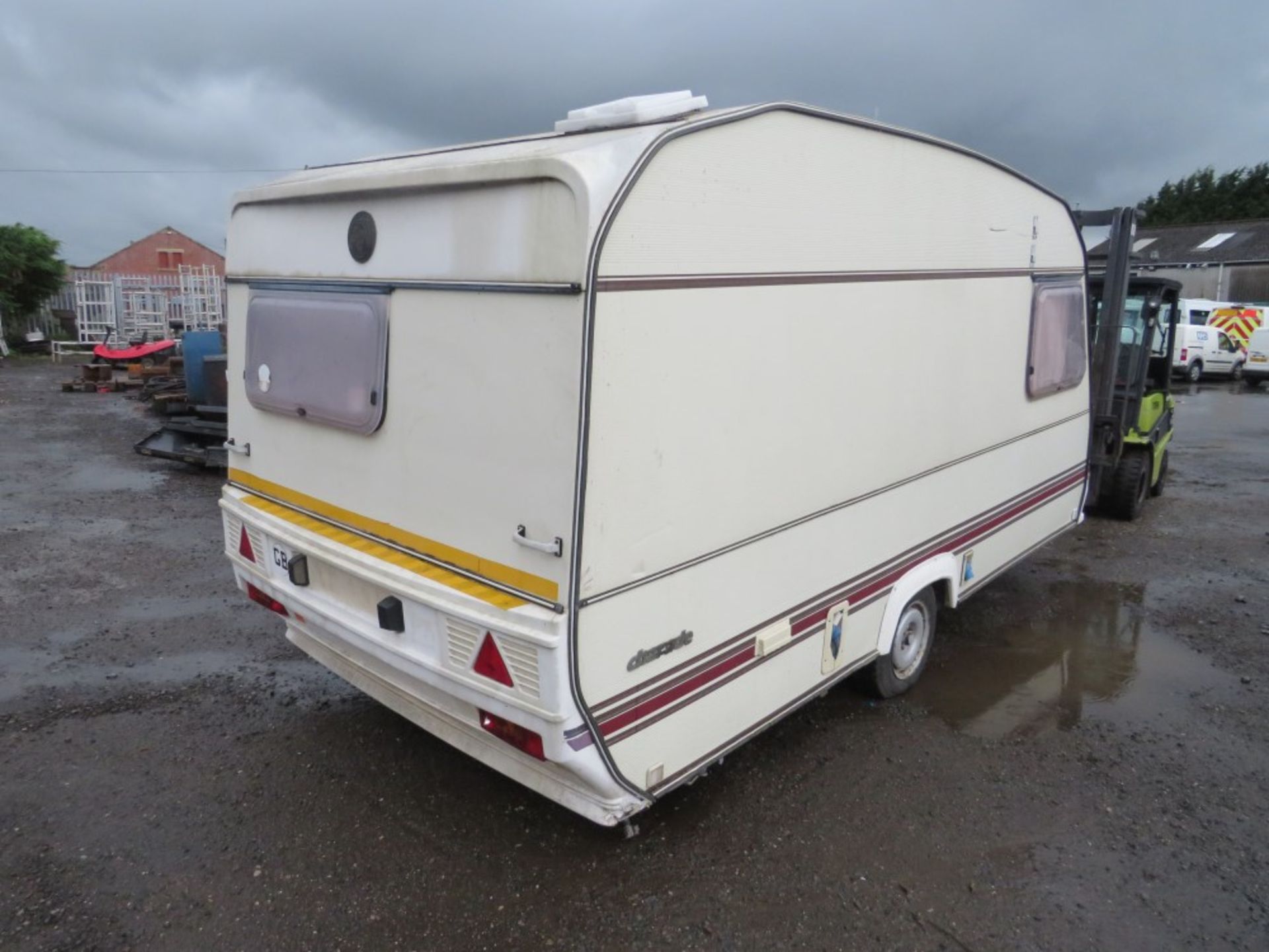 ESPIRIT CHARAGE CARAVAN, NO KEYS [NO VAT] - Image 4 of 6