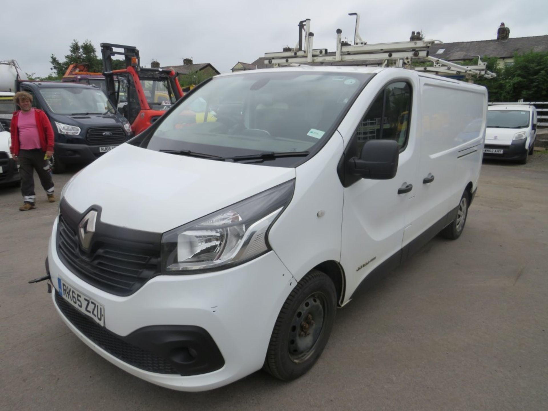 65 reg RENAULT TRAFIC LL29 BUSINESS+ NRG DCI (NON RUNNER) 1ST REG 10/15, TEST 10/21, 114579M, V5 - Image 2 of 7