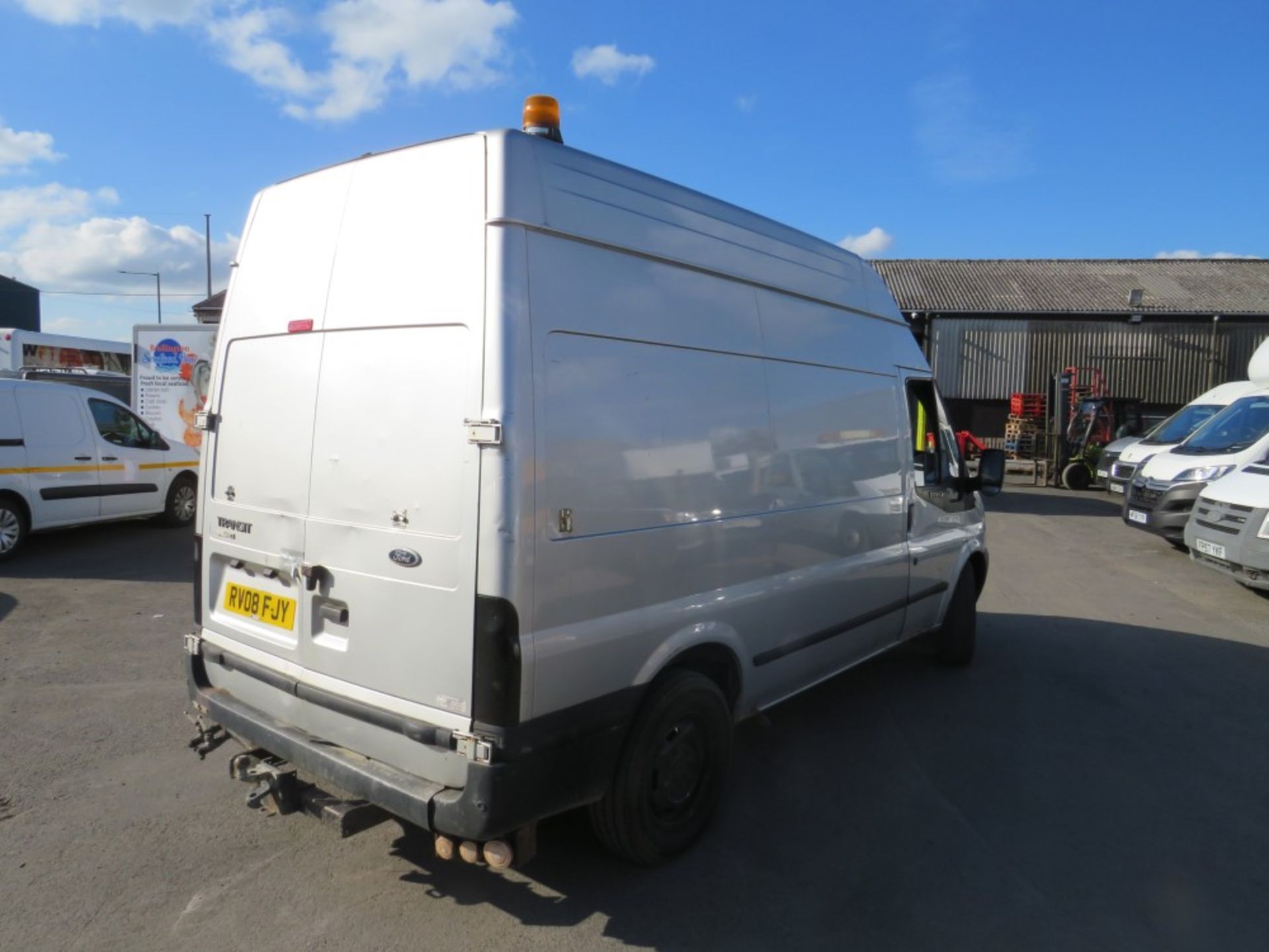 08 reg FORD TRANSIT 140 T350M RWD (ON VCAR REGISTER) 1ST REG 07/08, 119128M, V5 HERE, 4 - Image 4 of 6