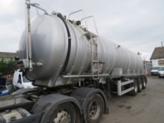 2011 CROSSLAND TRI AXLE VACUUM TANKER, 33000 LITRE TANK, 2 NEW TYRES NEAR SIDE, REST APPROX 50% [+