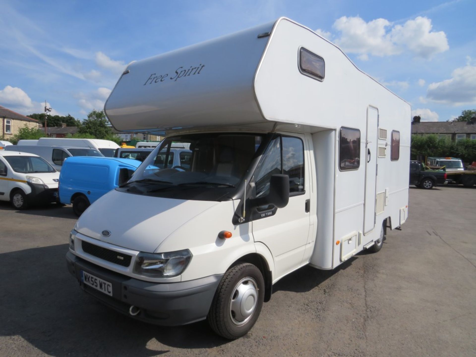 55 reg FORD TRANSIT 350 APOLLO FREE SPIRIT 4 BERTH MOTORHOME, 1ST REG 09/05, TEST 06/22, 16907M - Image 2 of 11