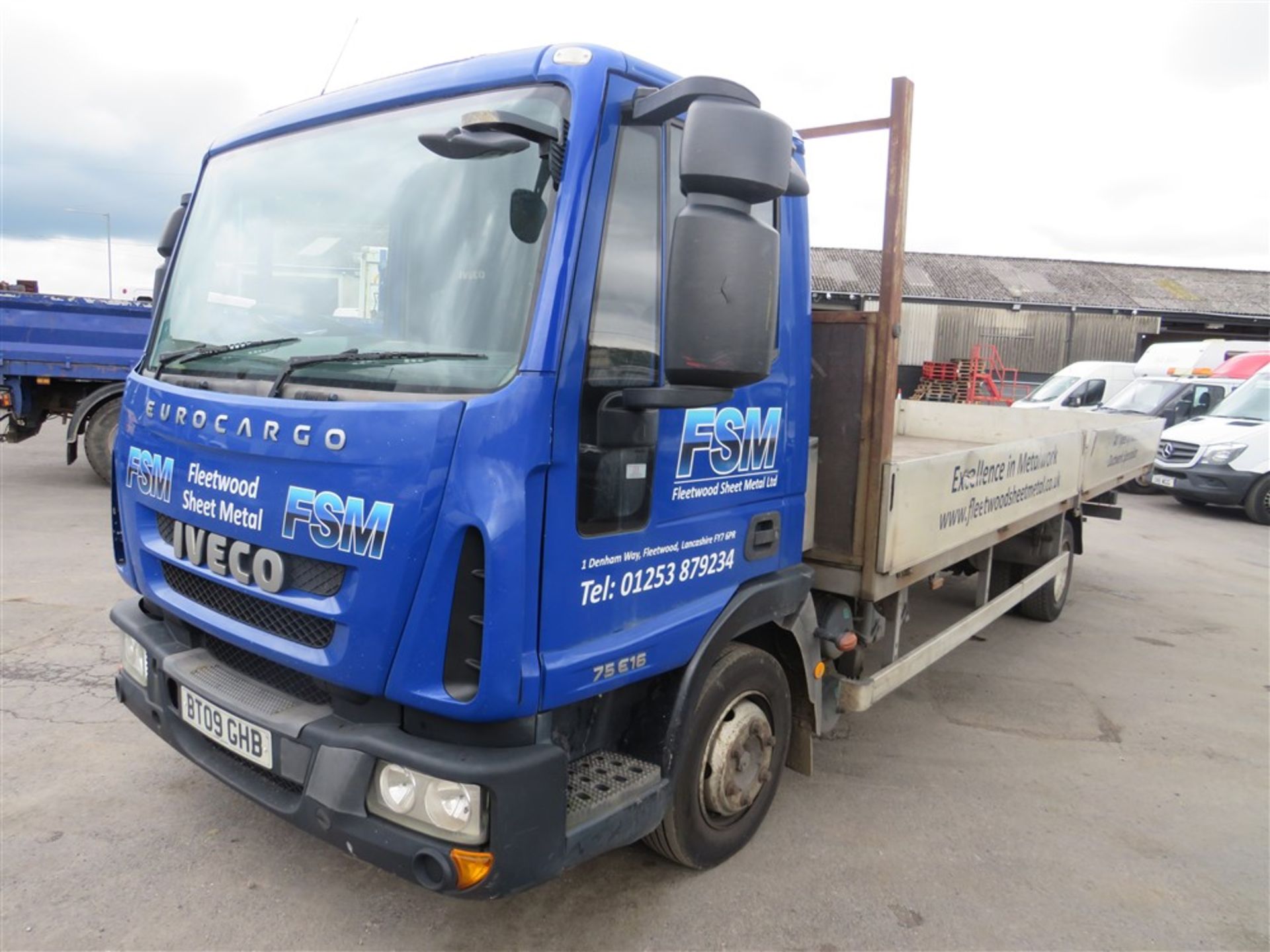 09 reg IVECO 75E16 EURO CARGO 21FT DROPSIDE, 1ST REG 09/09, TEST 01/22, 602580KM WARRANTED, COPY V5 - Image 2 of 6