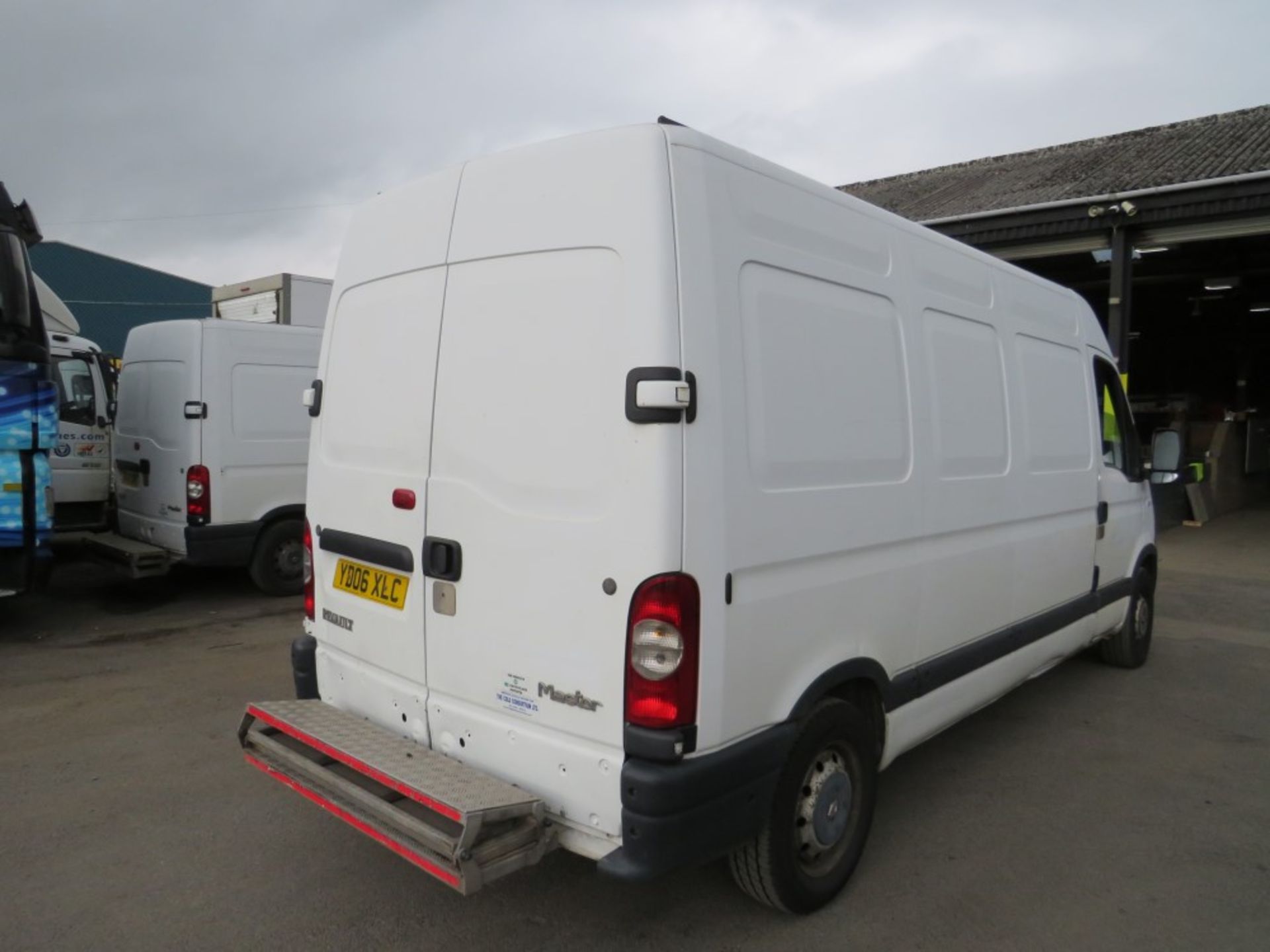 06 reg RENAULT MASTER LM35 DCI 100 LWB (DIRECT COUNCIL) 1ST REG 06/06, TEST 06/22, 113997M, V5 HERE, - Image 4 of 7