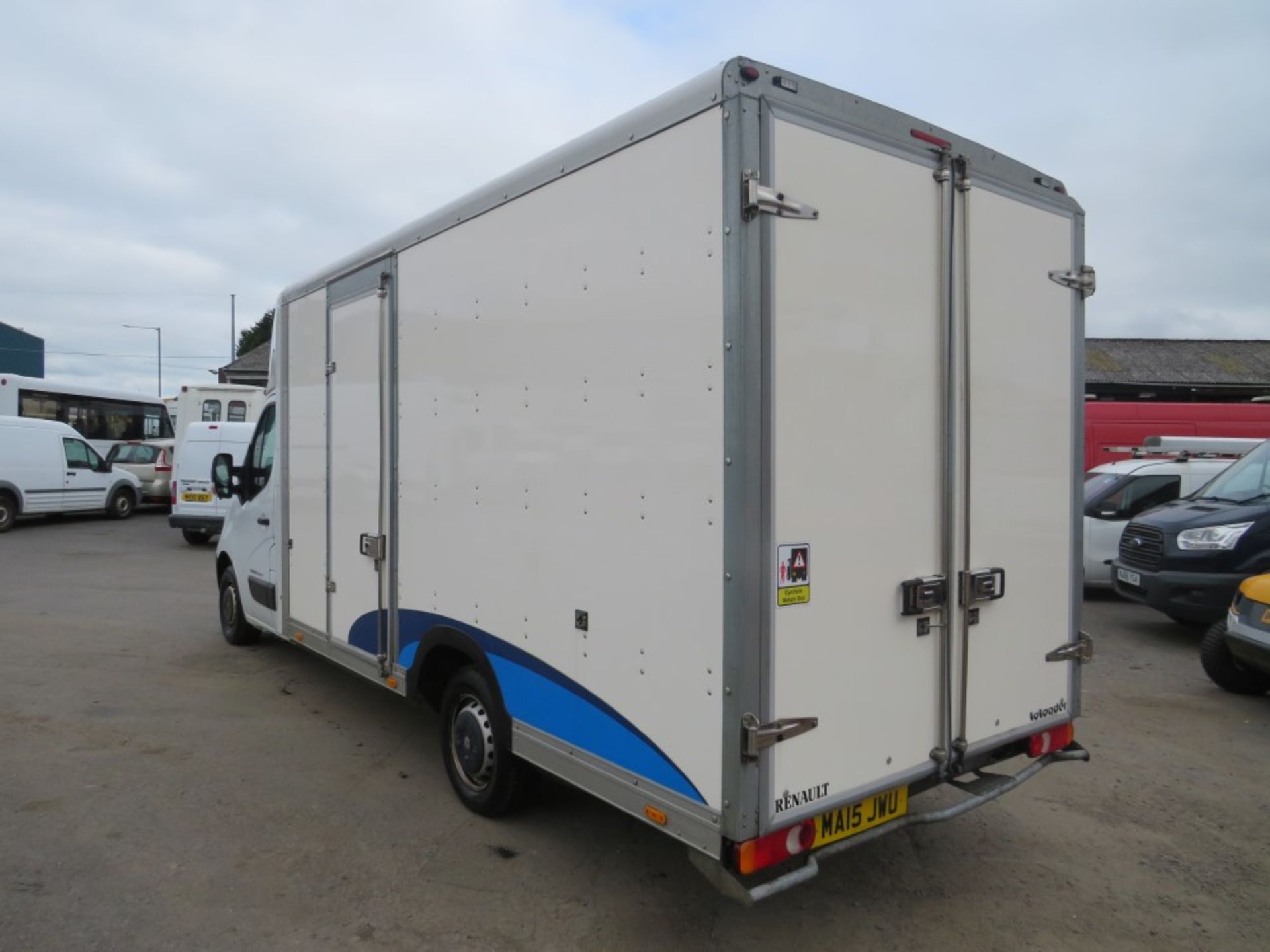 15 reg RENAULT MASTER LL35 BUSINESS DCI LUTON VAN (DIRECT COUNCIL) 1ST REG 03/15, 46205M, V5 HERE, 1 - Image 3 of 7